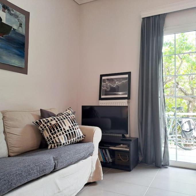 20' From The Airport,20' From The Center Of Athens Atenas Exterior foto